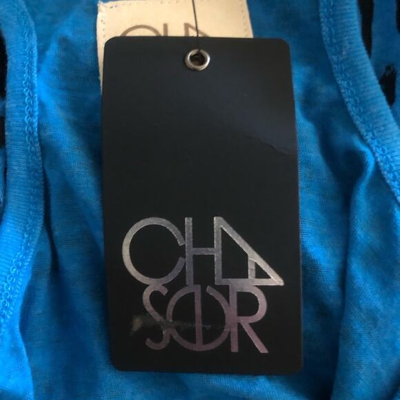 Chaser NWT Women’s Animal Print Pullover Knit Tank Top Small Royal Blue Scoop - Picture 10 of 14